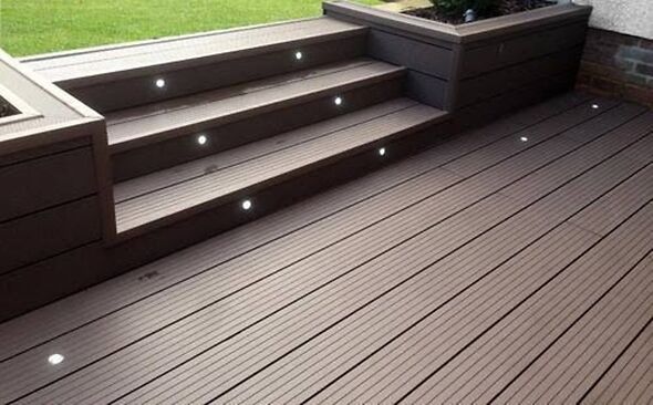 What is Composite Decking and How is it Used for Outdoor Flooring?